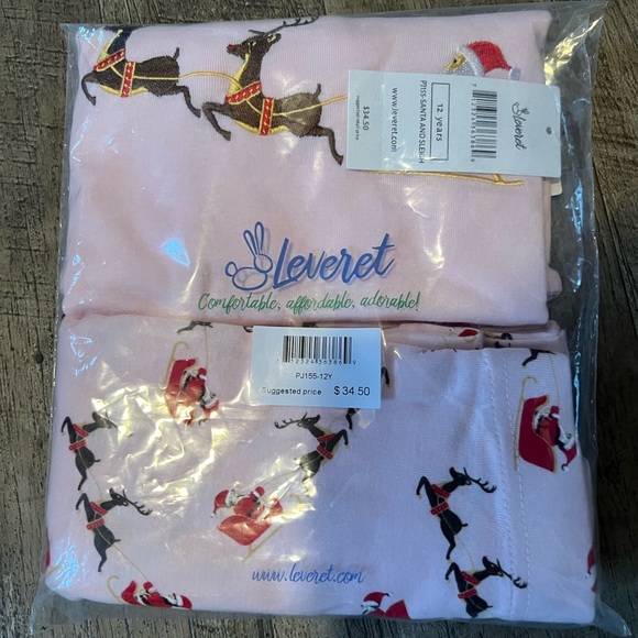 Leveret xmas Santa and Sleigh kid’s Christmas Holiday Pajamas Pink Sz 12 NWT - Picture 2 of 7